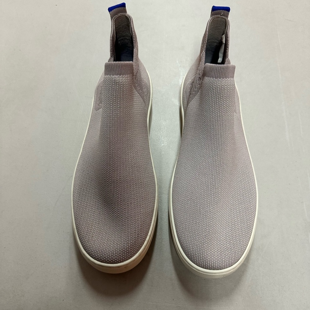 Rothy's The Chelsea Womens 9.5 Lilac Gray Sneaker Boot
B51